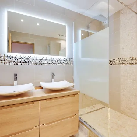 Διαμέρισμα Charming With Balcony Charenton-le-Pont