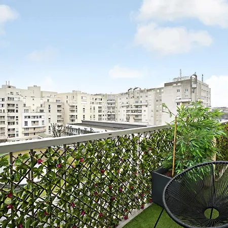 Charming With Balcony Διαμέρισμα *