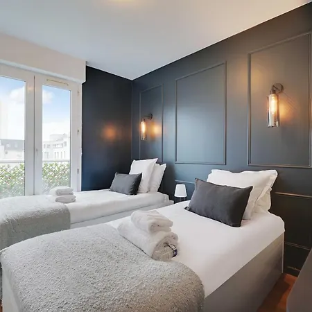 Charming With Balcony Charenton-le-Pont
